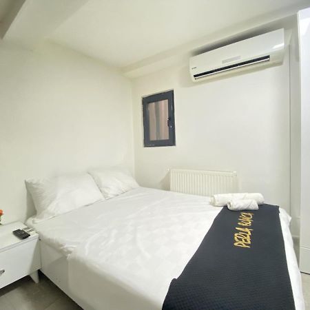 Comfortable And Central Studio Flat In Beyoglu Apartamento Estambul Exterior foto