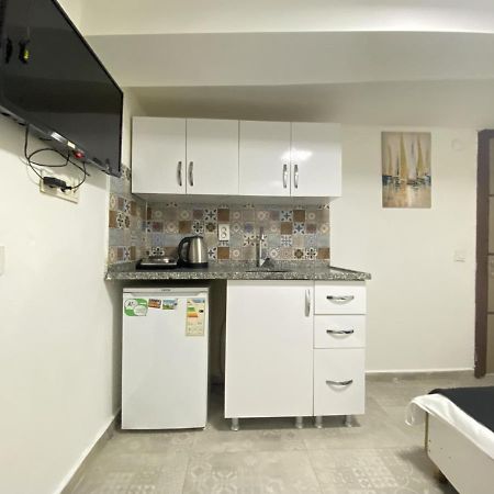 Comfortable And Central Studio Flat In Beyoglu Apartamento Estambul Exterior foto