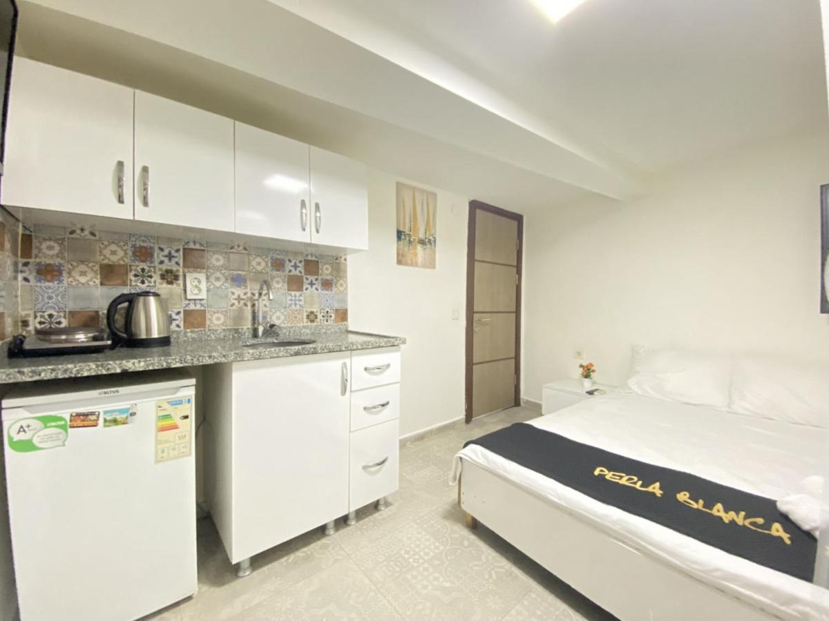 Comfortable And Central Studio Flat In Beyoglu Apartamento Estambul Exterior foto